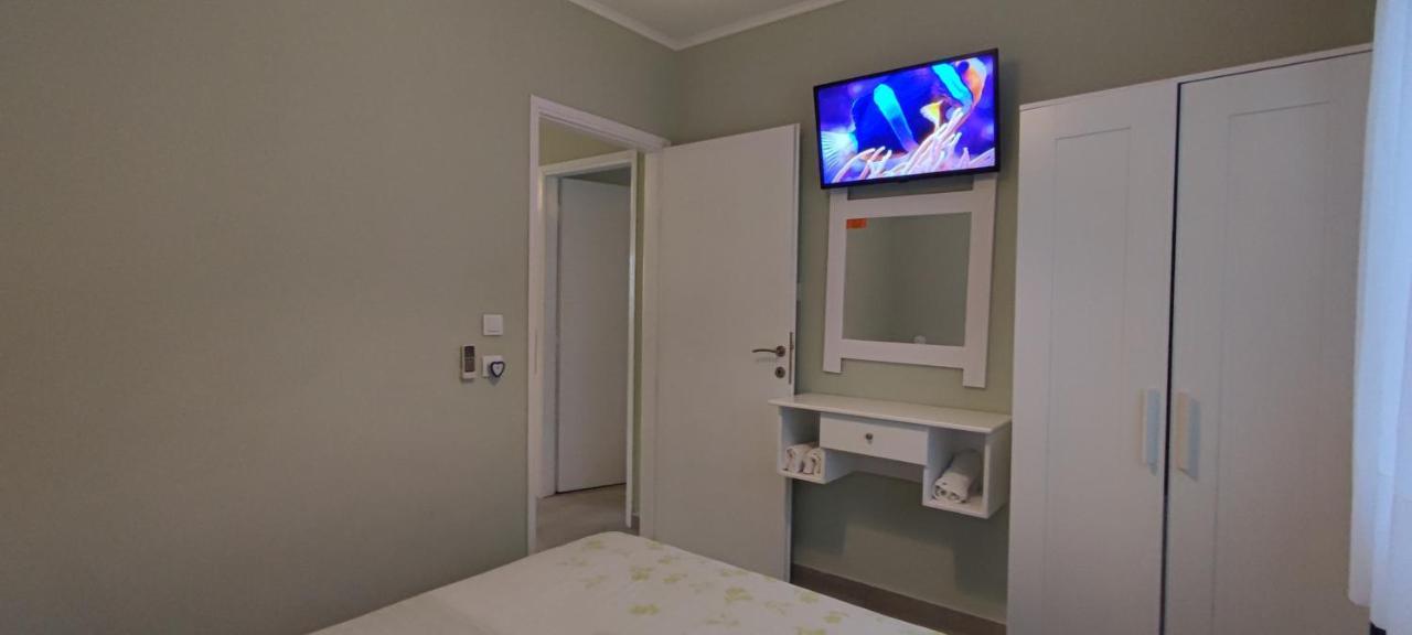 Garlis Apartments Псакудія Екстер'єр фото